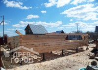 Постройка стен первого этажа дома