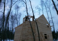Установка каркаса эркера дома из бруса 150x150