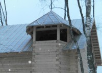 Эркер с черновой крышей