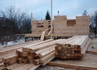 Подготовка бруса для постройки второго этажа дома 10x8