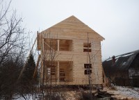 Крыльцо дома из бруса 150x150