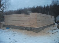 Пропил бруса под окно первого этажа