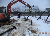 Монтаж свайного фундамента на месте будущего дома