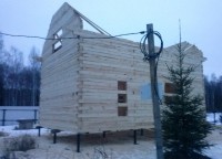 Процес возведения фронтонов дома 6x9