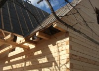 Черновая крыша дома из бруса 8x8