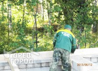Укладка гидроизоляции на кирпичный фундамент