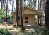 Готовая баня из бруса 200x200 под крышей