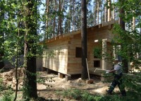 Баня из бруса 200x200 на столбовом фундаменте