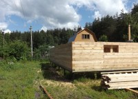 Первый этаж брусового дома на свайном фундаменте