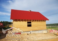 Финальный работы по установке крыши дома 8x9