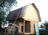 Установка металлочерепицы дома 6x6