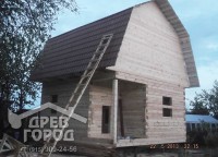 Установленная крыша дома 6x6