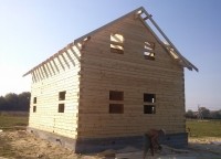 Торцевая сторона дома из бруса