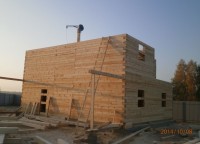 Опорные балки террасы брусового дома