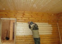 Обработка бруса в межкомнатной стены