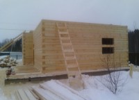 Торцевая сторона брусового дома