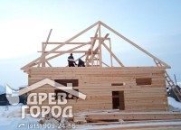 Установка стропильной системы дома