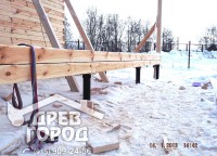 Свайно-винтовой фундамент терасы