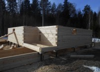 Стены брусового дома 7x9