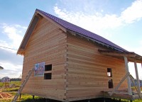 Торцевая сторона брусового дома
