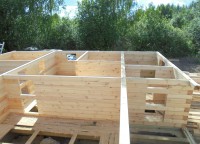 Межкомнатные стены брусового дома 9x9
