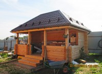 Металлочерепица ан крыше беседки