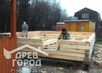 Строительство первого этажа брусового дома