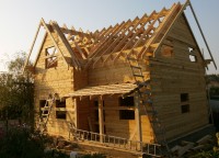 Установка стропильной системы из бруса дома 9х9