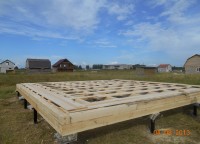 Винтовой фундамент дома 8x8