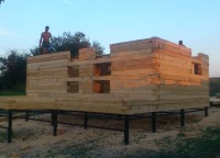 Пропилы для окон и двери на первом этаже дома 7x7