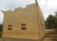 Процесс возведение второго этажа дома из профилированного бруса