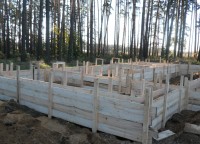 Подготовка опалубки к заливке раствором